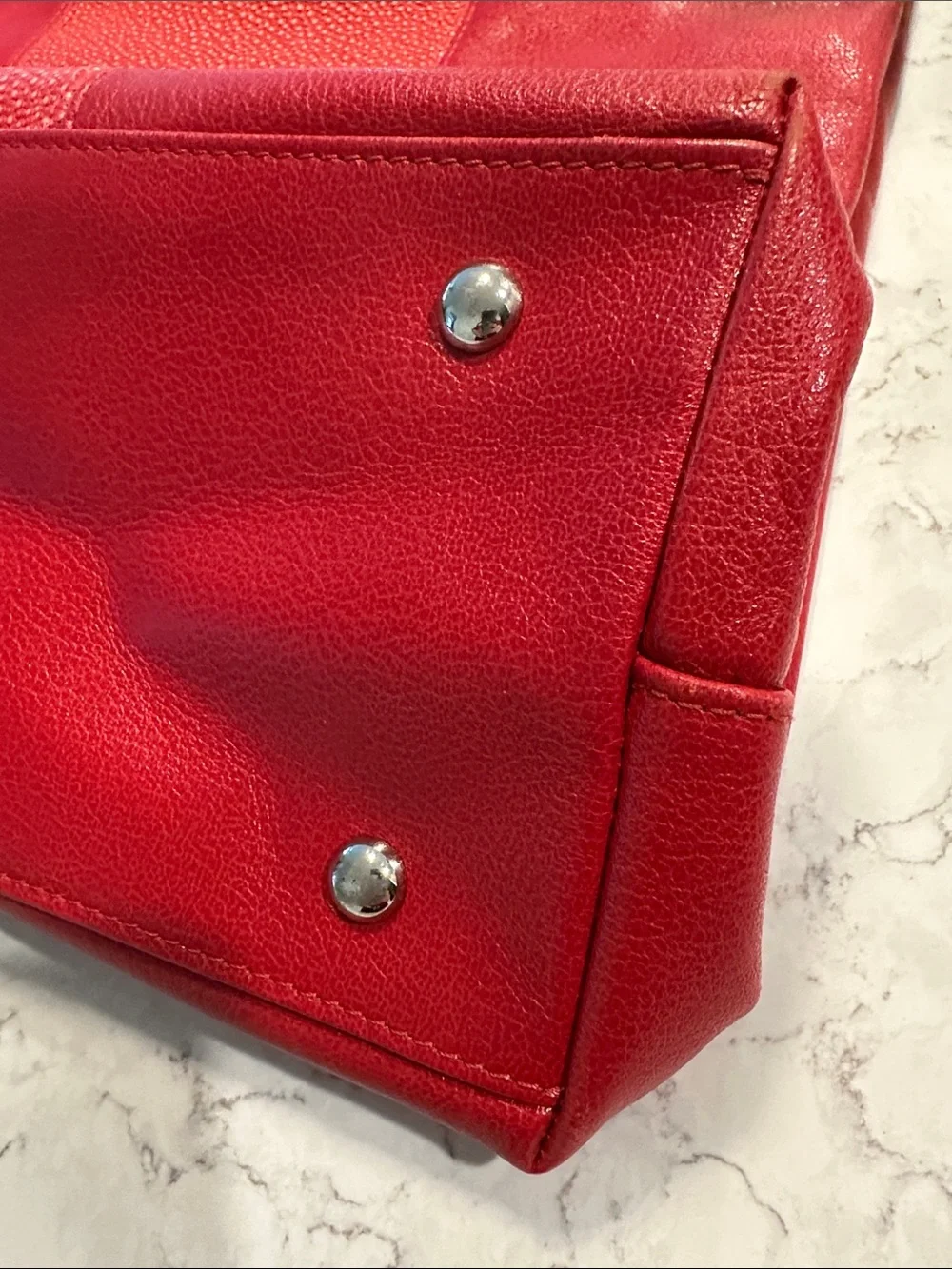 Longchamp Red Leather Tote with Textured Center Panel - Picture 4 of 13